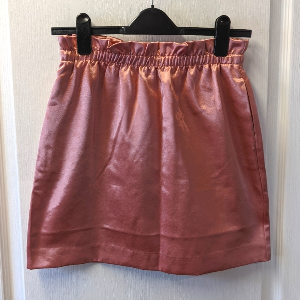 NWT Shimmery Pink Mini Skirt Size 38